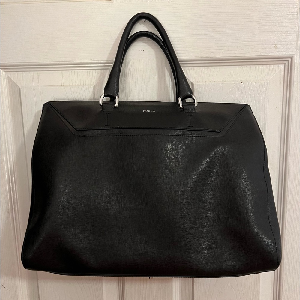FURLA LARGE Genuine Leather Handbag FIRM
